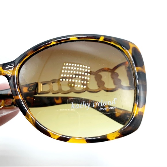 Kathy Ireland Oversized Tortoise Sunglasses - Picture 3 of 6